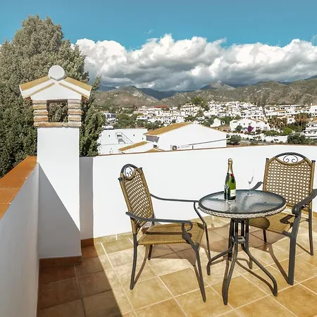 Villa Bella, - R9968 Nerja